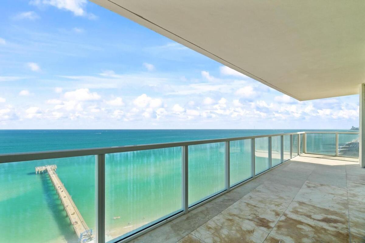 סאני איילס ביץ' Luxury 2-Bedrooms Oceanfront Condo In Sunny Isles מראה חיצוני תמונה