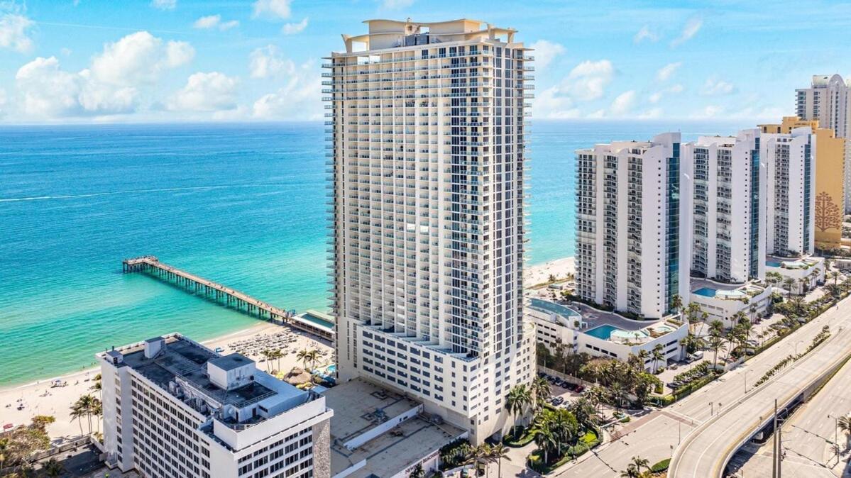 סאני איילס ביץ' Luxury 2-Bedrooms Oceanfront Condo In Sunny Isles מראה חיצוני תמונה