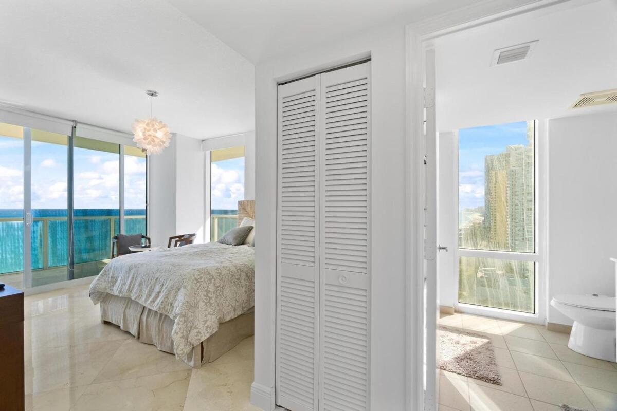 סאני איילס ביץ' Luxury 2-Bedrooms Oceanfront Condo In Sunny Isles מראה חיצוני תמונה